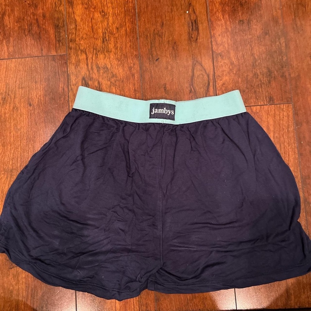 Shorts - Picture 2 of 2